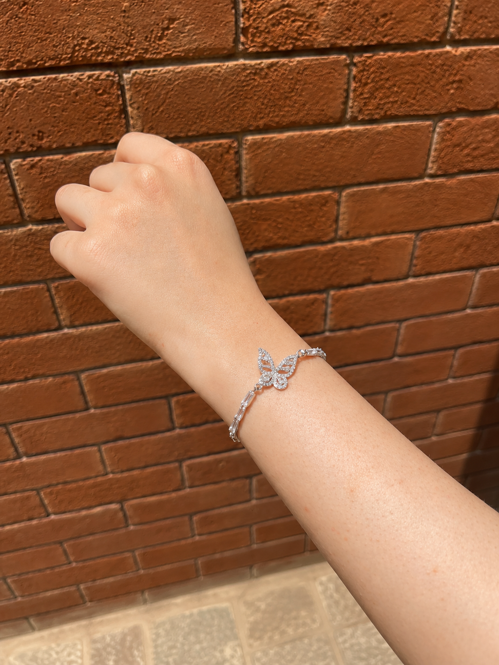The Silver Flutter - Stainless Steel
