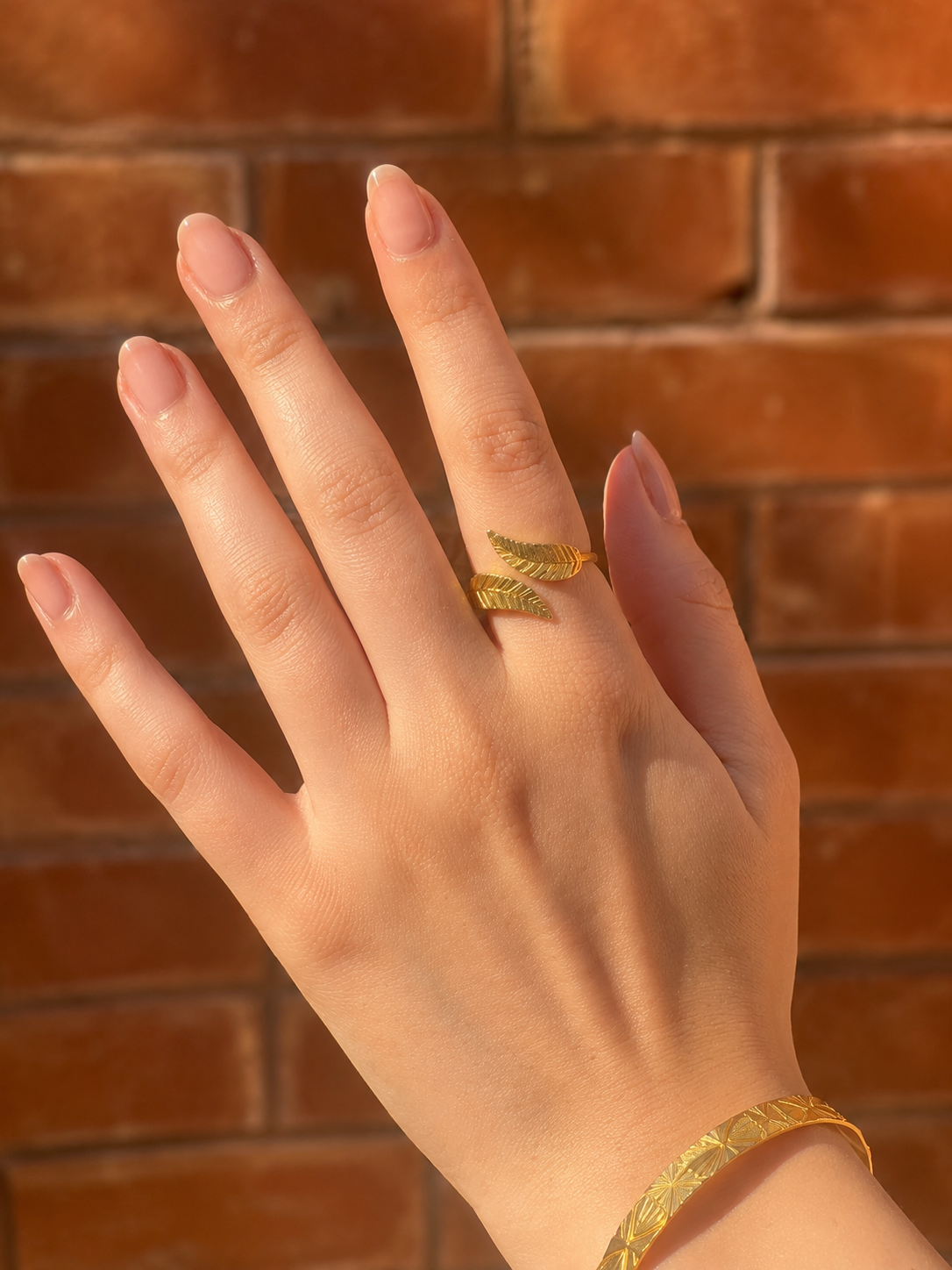 Leaf Embrace Ring - Stainless Steel
